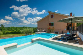 Casa Regula - Tinjan, Istria